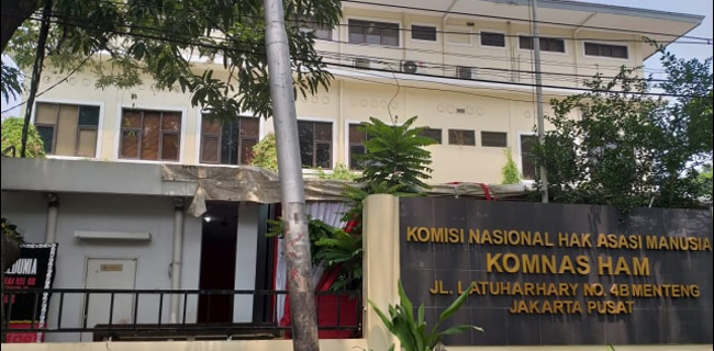 Bubarkan Komnas HAM