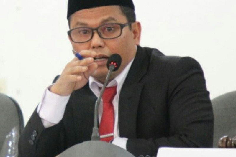 Ada 25 Pelanggaran Kampanye Pilkada di Riau, Termasuk Politik Uang Ada 25 Pelanggaran Kampanye Pilkada di Riau, Termasuk Politik Uangi