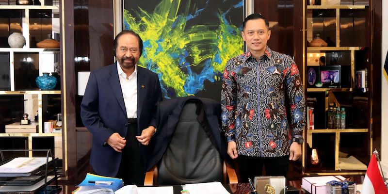 Demokrat dan Nasdem Bisa Raih Simpati Publik Jika Bentuk Koalisi Lawan Jokowi Demokrat dan Nasdem Bisa Raih Simpati Publik Jika Bentuk Koalisi Lawan Jokowii