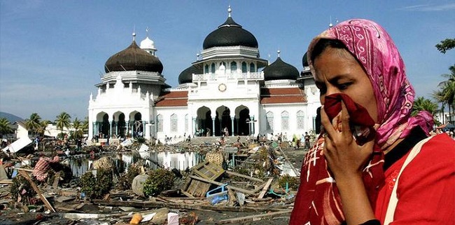 Mengenang 15 Tahun Tsunami Aceh, Coba Kita Bertanya Pada Rumput Yang Bergoyang Mengenang 15 Tahun Tsunami Aceh, Coba Kita Bertanya Pada Rumput Yang Bergoyangi