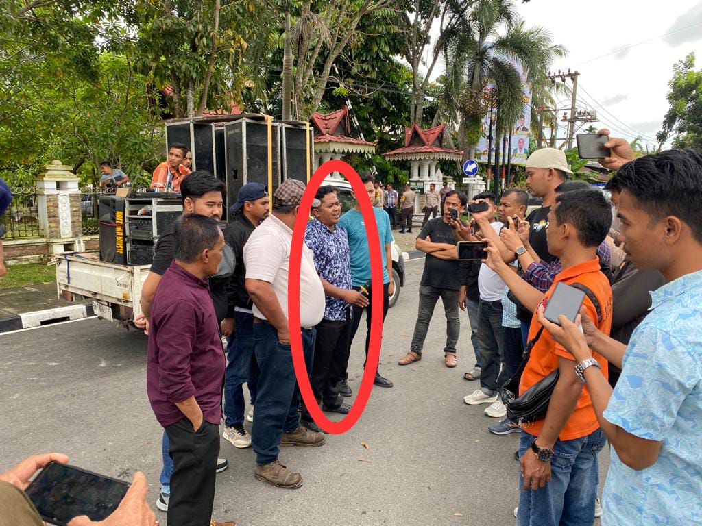 Orator Bayaran Minta Mandagri Tidak Memperpanjang Masa Jabatan PJ Bupati Kampar Kamsol Orator Bayaran Minta Mandagri Tidak Memperpanjang Masa Jabatan PJ Bupati Kampar Kamsoli
