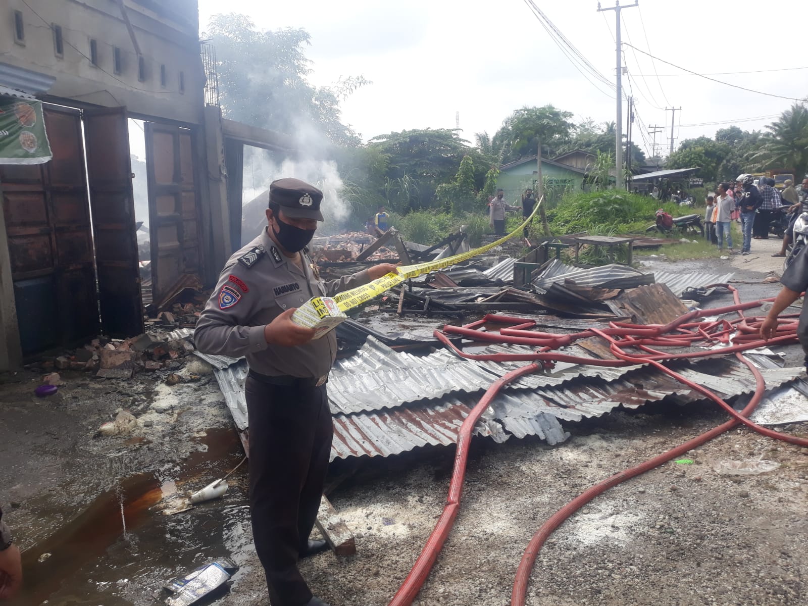 Dua Unit Ruko Hangus di Lalap si Jago Merah, Korban Alami Kerugian Rp 300 Juta