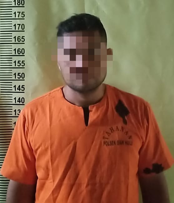 Aniaya Istri, Warga Kepau Jaya Diamankan Polsek Siak Hulu Aniaya Istri, Warga Kepau Jaya Diamankan Polsek Siak Hului