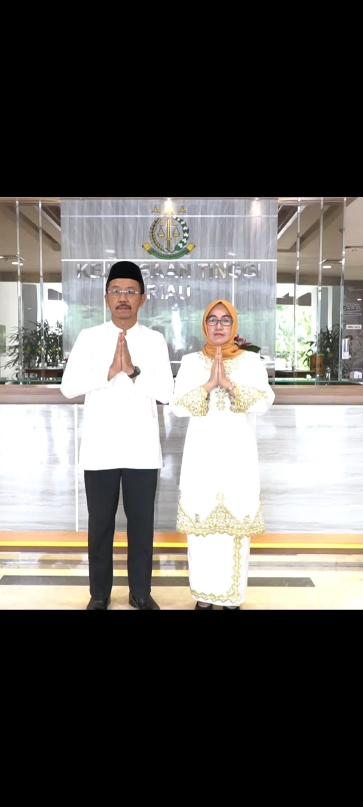 Hikmah Puasa Hari Ke 29, Menutup Aib Orang Lain Oleh : Dr. Supardi, SH., MH., Als. Rd Mahmud Sirnadirasa ( Kajati Riau) Hikmah Puasa Hari Ke 29, Menutup Aib Orang Lain Oleh : Dr. Supardi, SH., MH., Als. Rd Mahmud Sirnadirasa ( Kajati Riau)i