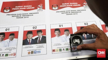 Viral Gambar Jokowi Tercoblos, Bawaslu Minta Pemilu di Malaysia Dihentikan Viral Gambar Jokowi Tercoblos, Bawaslu Minta Pemilu di Malaysia Dihentikani