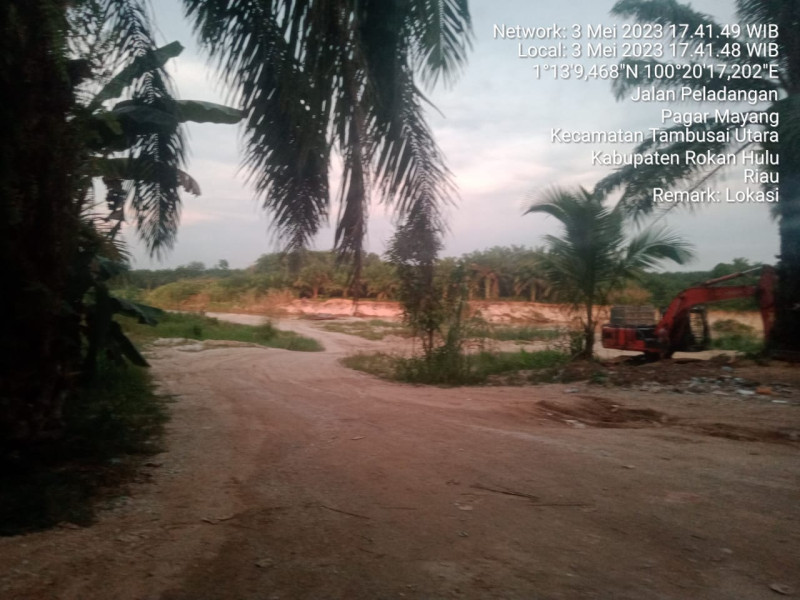 Diduga Ada Setoran, Tambang Pasir Ilegal di Desa Payung Sekaki dan Pagar Mayang, Bakal Dipolisikan Diduga Ada Setoran, Tambang Pasir Ilegal di Desa Payung Sekaki dan Pagar Mayang, Bakal Dipolisikani