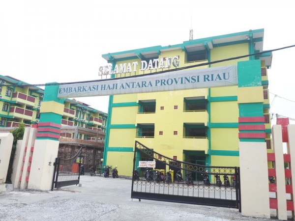 Peluang Embarkasi Haji Antara Riau Untuk 2018 Tipis, Begini Saran Wakil Ketua DPRD Riau Peluang Embarkasi Haji Antara Riau Untuk 2018 Tipis, Begini Saran Wakil Ketua DPRD Riaui