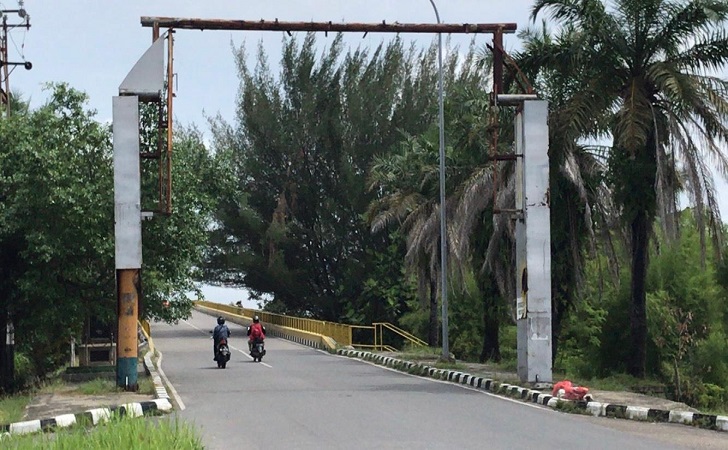 Portal Jembatan Leighton I Dilepasi