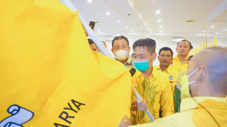 Berpaling ke Partai Lama, Begini Kata Nasdem Soal Afrizal Sintong Jadi Ketua Golkar Berpaling ke Partai Lama, Begini Kata Nasdem Soal Afrizal Sintong Jadi Ketua Golkari