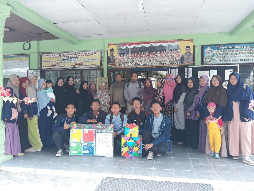 Kunjungi SMA Darel Hikmah, HMJ Pendidikan Matematika UIN Suska Mengabdi dan Beri Perangkat Belajar Kunjungi SMA Darel Hikmah, HMJ Pendidikan Matematika UIN Suska Mengabdi dan Beri Perangkat Belajari