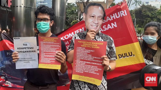 PKS Protes Pertanyaan TWK KPK 'Pilih Pancasila atau Alquran?' PKS Protes Pertanyaan TWK KPK 'Pilih Pancasila atau Alquran?'i