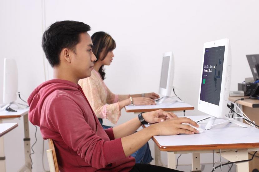 Mahasiswa Baru Diminta Beradaptasi Perkuliahan Daring Mahasiswa Baru Diminta Beradaptasi Perkuliahan Daringi