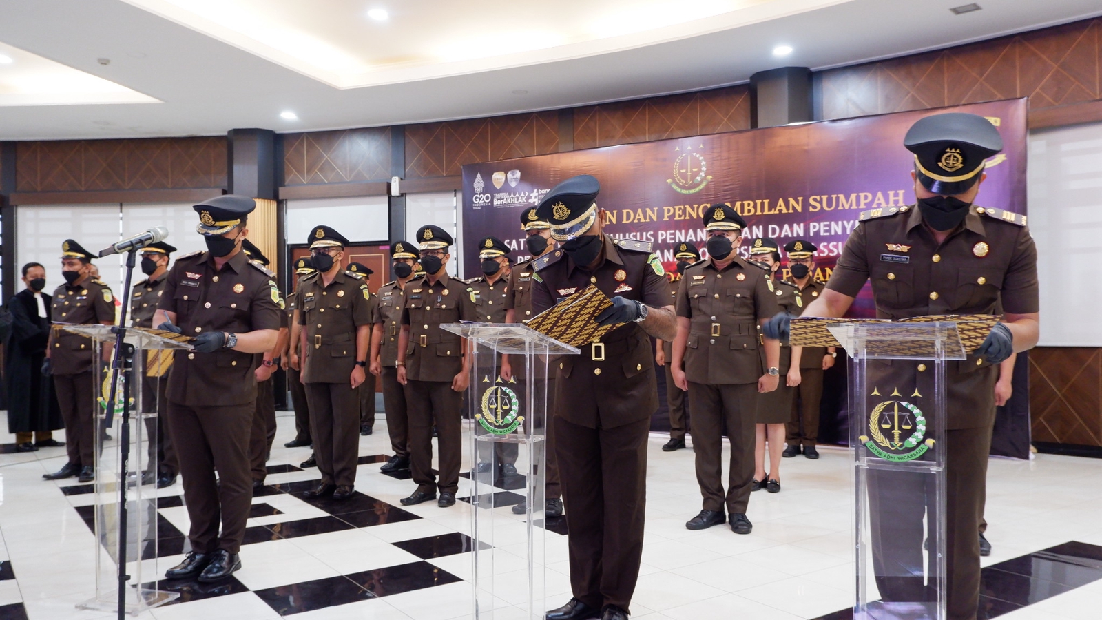 Jaksa Agung Muda Pidana Khusus Melantik dan Mengambil Sumpah Jabatan Anggota Satgassus P3TPK Tahun 2023