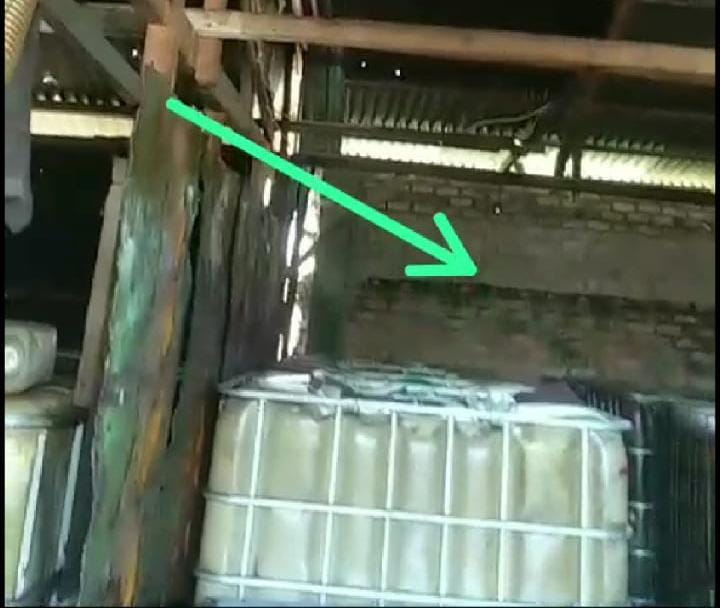 Gudang Penimbunan BBM Bersubsidi di Rsmbutan GG Saudara Beraktivitas Secara Normal Gudang Penimbunan BBM Bersubsidi di Rsmbutan GG Saudara Beraktivitas Secara Normali