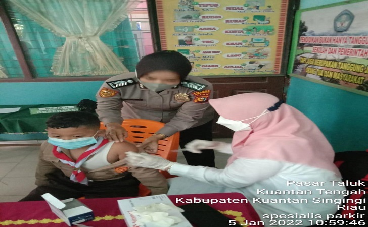 Pemkab Kuansing Mulai Vaksinasi Anak Usia 6-11 Tahun Pemkab Kuansing Mulai Vaksinasi Anak Usia 6-11 Tahuni