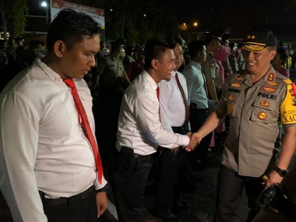 Kapolda Riau Beri Penghargaan Untuk 9 Personel Polres Bengkalis Kapolda Riau Beri Penghargaan Untuk 9 Personel Polres Bengkalisi