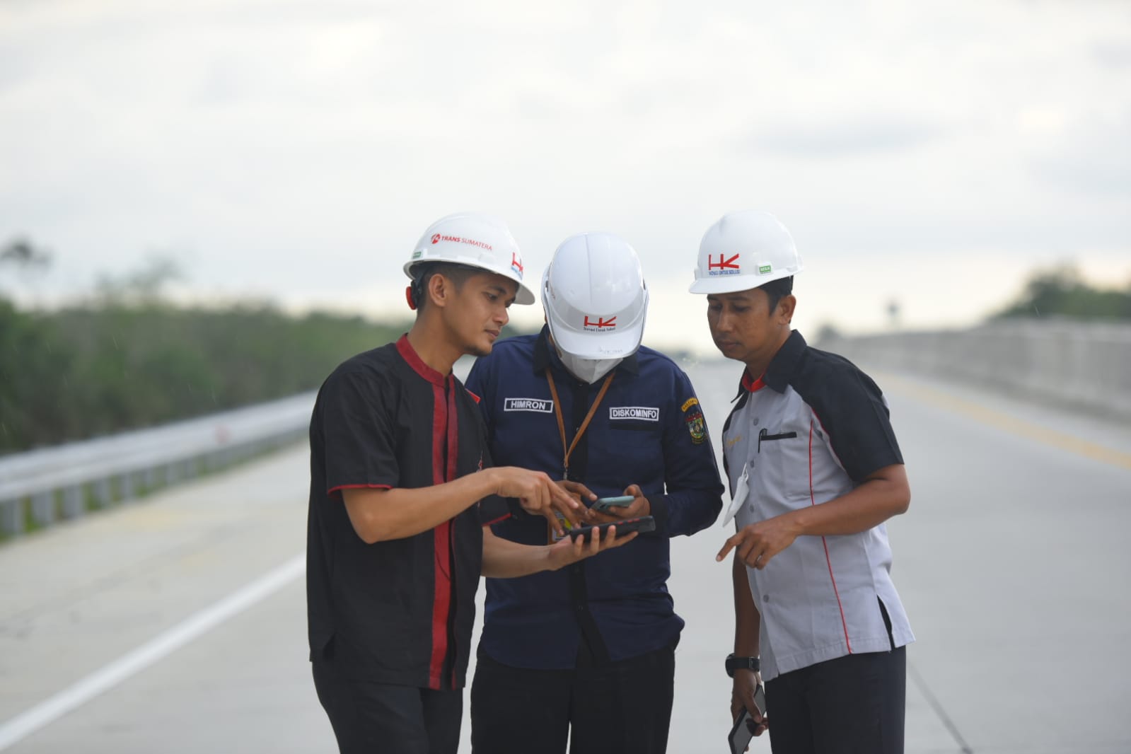 PLT Ketua KNPI Kampar Berharap Tol Pekanbaru - Bangkinang Sebelum Lebaran Sudah Dapat Difungsikan. PLT Ketua KNPI Kampar Berharap Tol Pekanbaru - Bangkinang Sebelum Lebaran Sudah Dapat Difungsikan.i