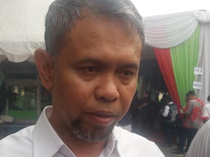 Diusung PD-PKS Lawan Mantu Jokowi, Salman Segera Mundur dari DPRD Sumut Diusung PD-PKS Lawan Mantu Jokowi, Salman Segera Mundur dari DPRD Sumuti