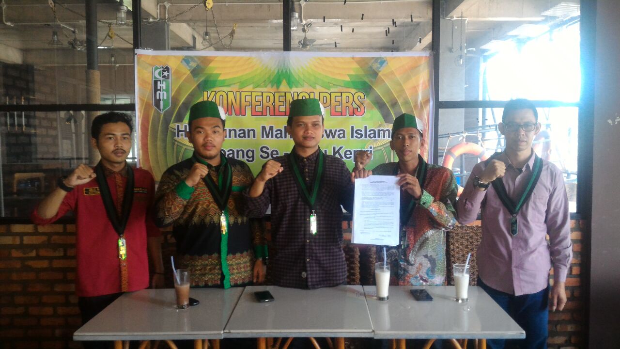 Ketum Badko Hmi Riau-Kepulauan Riau Diminta Lepas Jabatan, Ini Alasannya Ketum Badko Hmi Riau-Kepulauan Riau Diminta Lepas Jabatan, Ini Alasannyai