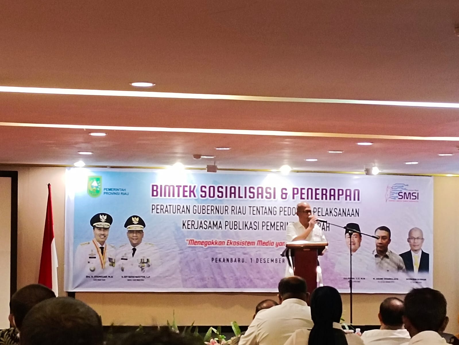 Buka Bimtek Pergubri 19/2021 SMSI Riau, Gubri: Fungsi Media Online Belum Maksimal Buka Bimtek Pergubri 19/2021 SMSI Riau, Gubri: Fungsi Media Online Belum Maksimali