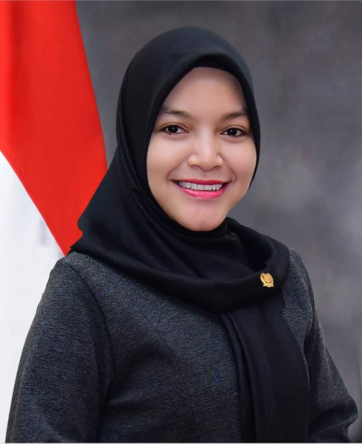 Politisi Golkar RAHMAH YENNY, S.Sos., M.Si Siap Maju Sebagai Calon Ketua KNPI Riau Politisi Golkar RAHMAH YENNY, S.Sos., M.Si Siap Maju Sebagai Calon Ketua KNPI Riaui