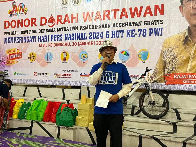 Sempena HPN 2024, PWI Riau Gelar Jalan Sehat Bertemakan Pemilu Damai Sempena HPN 2024, PWI Riau Gelar Jalan Sehat Bertemakan Pemilu Damaii
