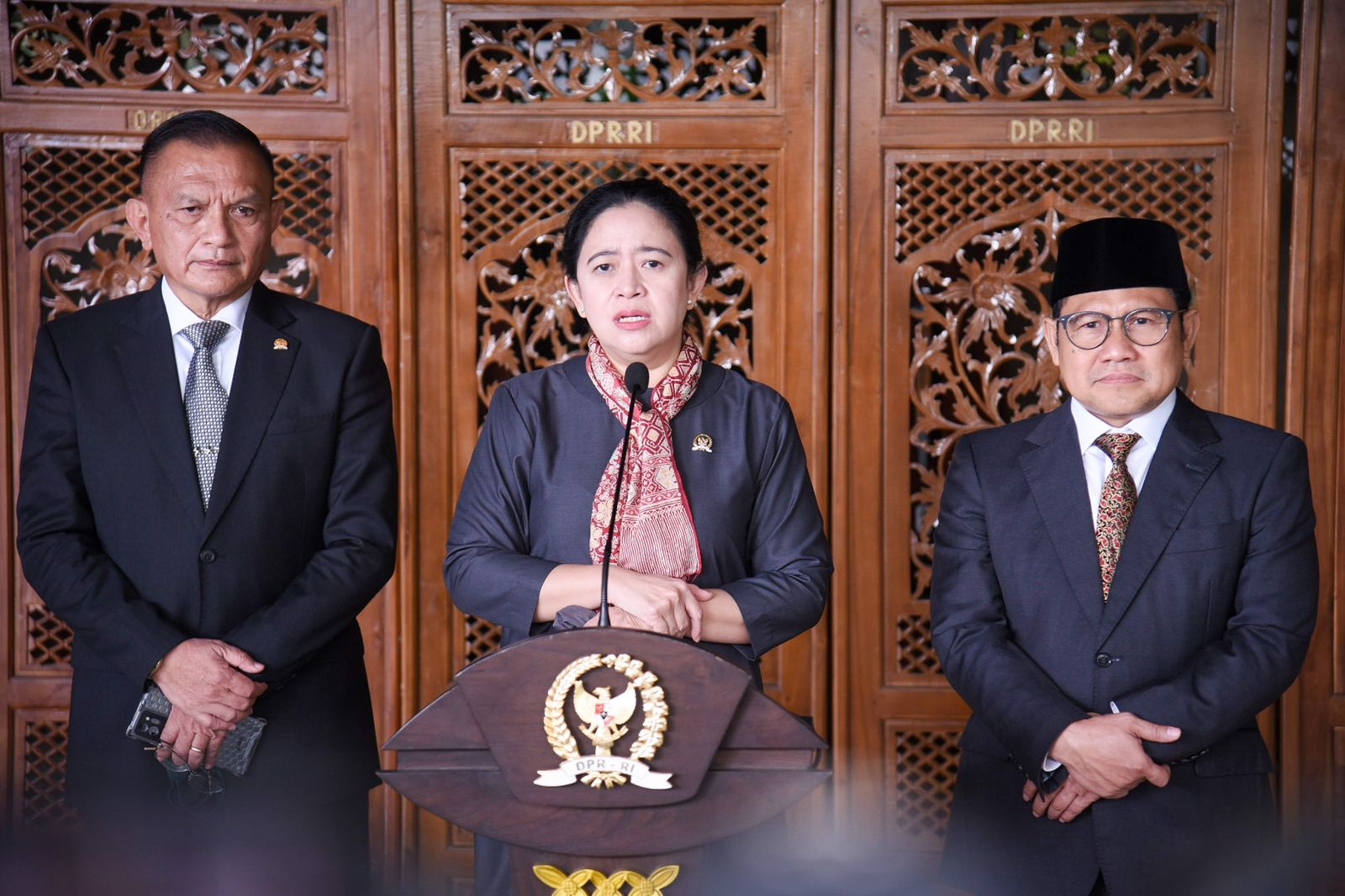DPR Buka Masa Sidang, Puan Ingatkan Soal Integritas di Kasus Pejabat dengan Kekayaan Tak Lazim DPR Buka Masa Sidang, Puan Ingatkan Soal Integritas di Kasus Pejabat dengan Kekayaan Tak Lazimi