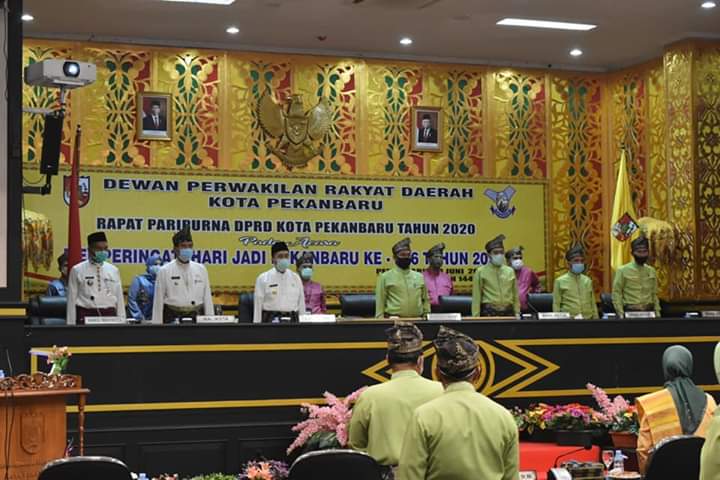 GALERI - Paripurna Istimewa HUT Kota Pekanbaru Berlangsung dengan Protokol Kesehatan Ketat GALERI - Paripurna Istimewa HUT Kota Pekanbaru Berlangsung dengan Protokol Kesehatan Ketati