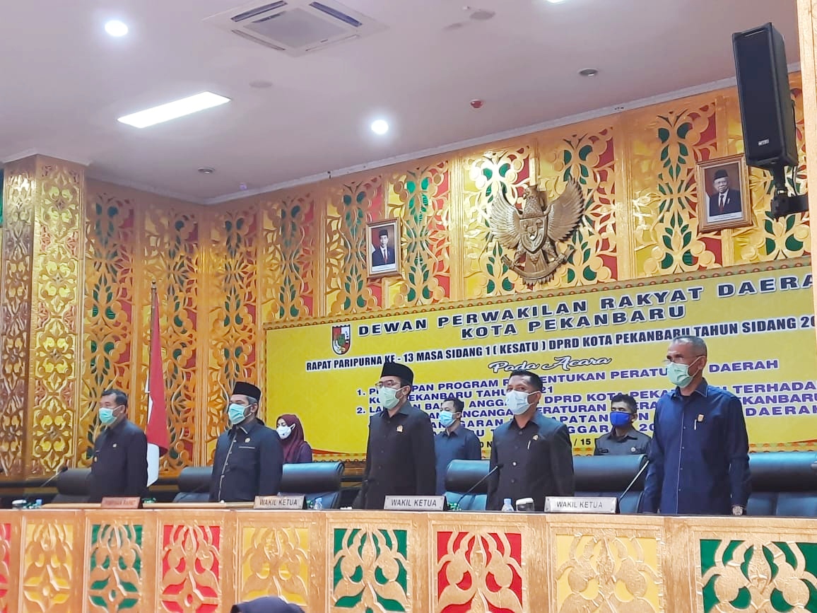 DPRD Pekanbaru Sahkan APBD Tahun 2021 Rp.2,597 Triliuni