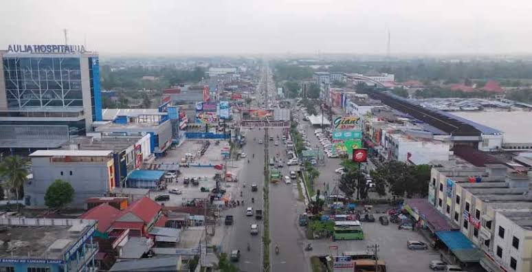Beton Penutup Drainase di Sepanjang HR Soebrantas Akan Dibongkari