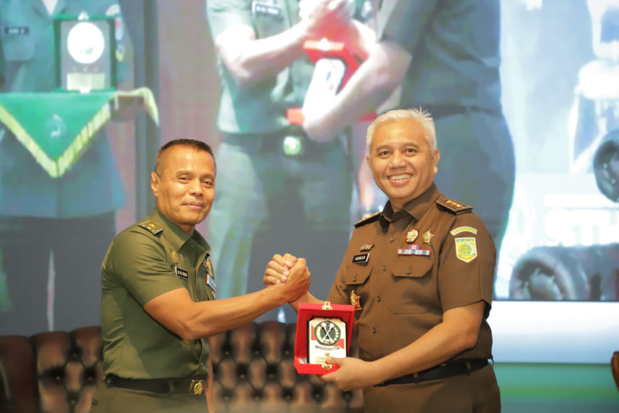 Kerja Sama JAM PIDMIL dan STHM Selenggarakan Seminar tentang Acara Koneksitas dalam Sistem Peradilan Pidana Kerja Sama JAM PIDMIL dan STHM Selenggarakan Seminar tentang Acara Koneksitas dalam Sistem Peradilan Pidanai