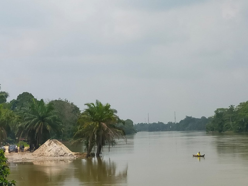 Tidak di Indahkan Arahan Kacab ESDM Riau, Tambang Sirtu Ilegal di Sungai Kampar Batu Belah Tetap Beroperasi