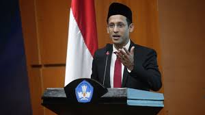 Nadiem Tanggapi Usulan Kurikulum Khusus Darurat Covid-19 Nadiem Tanggapi Usulan Kurikulum Khusus Darurat Covid-19i