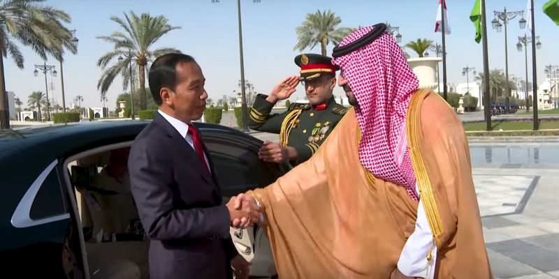 Kunjungi Arab Saudi, Jokowi Temui Pangeran MBS di Istana Al Yamamah Kunjungi Arab Saudi, Jokowi Temui Pangeran MBS di Istana Al Yamamahi