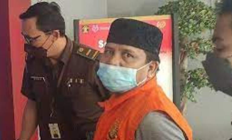 Kadiskes Meranti Divonis 1 Tahun Penjara Kadiskes Meranti Divonis 1 Tahun Penjarai