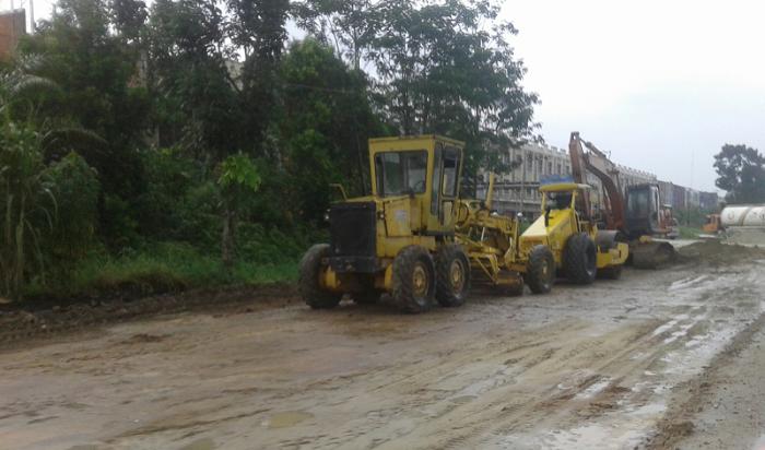 Proyek Pelebaran Jalan Lintas di Rimbo Panjang Terus Berlanjut Proyek Pelebaran Jalan Lintas di Rimbo Panjang Terus Berlanjuti