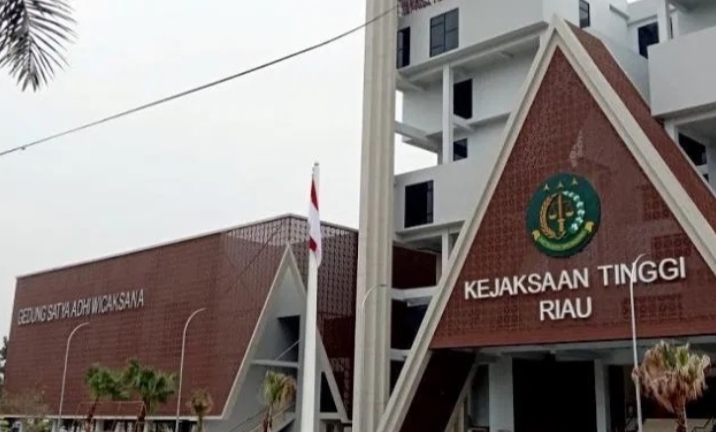 Dugaan Korupsi Pembangunan Jalan Batas Kab. Siak Perawang LSM Minta Kejati Riau Usut Tuntas Dugaan Korupsi Pembangunan Jalan Batas Kab. Siak Perawang LSM Minta Kejati Riau Usut Tuntasi