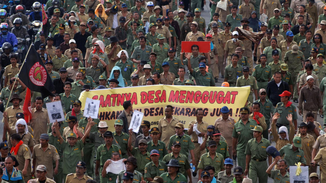 APDESI : Polres Kampar Jangan Hanya Tajam ke Kades Tumpul ke Perusahan Ilegal APDESI : Polres Kampar Jangan Hanya Tajam ke Kades Tumpul ke Perusahan Ilegal i