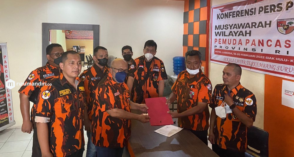 Arsadianto Rachman Calonkan Diri sebagai Ketua MPW Pemuda Pancasila Riau Arsadianto Rachman Calonkan Diri sebagai Ketua MPW Pemuda Pancasila Riaui