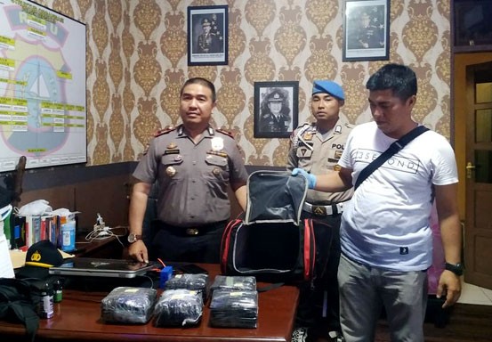 Bawa 5 Kilogram Sabu, Dua Pemuda Berhasil Dibekuk Polsek Bengkalisi