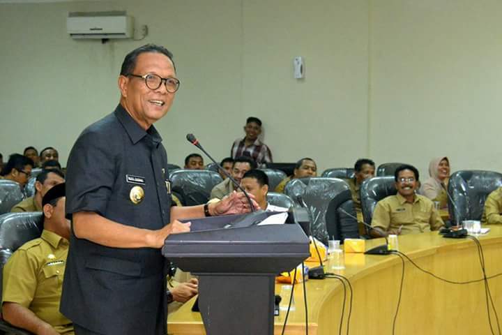 Dihadiri Seluruh Fraksi, APBD-P Kampar Tahun 2017 Di-sahkan Dihadiri Seluruh Fraksi, APBD-P Kampar Tahun 2017 Di-sahkani