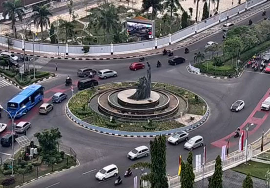 DPRD Minta Warga Pekanbaru tak Keluar Kota dan Tetap Patuhi Protokol Kesehatan DPRD Minta Warga Pekanbaru tak Keluar Kota dan Tetap Patuhi Protokol Kesehatani