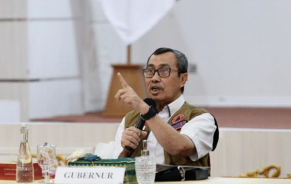 Gubernur Riau Minta Daerah Tak Andalkan Pekanbaru Rawat Pasien Covid-19 Gubernur Riau Minta Daerah Tak Andalkan Pekanbaru Rawat Pasien Covid-19i
