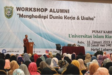 Ribuan Calon Wisudawan UIR Ikuti Workshop Alumni 'Menghadapi Dunia Kerja dan Usaha'i