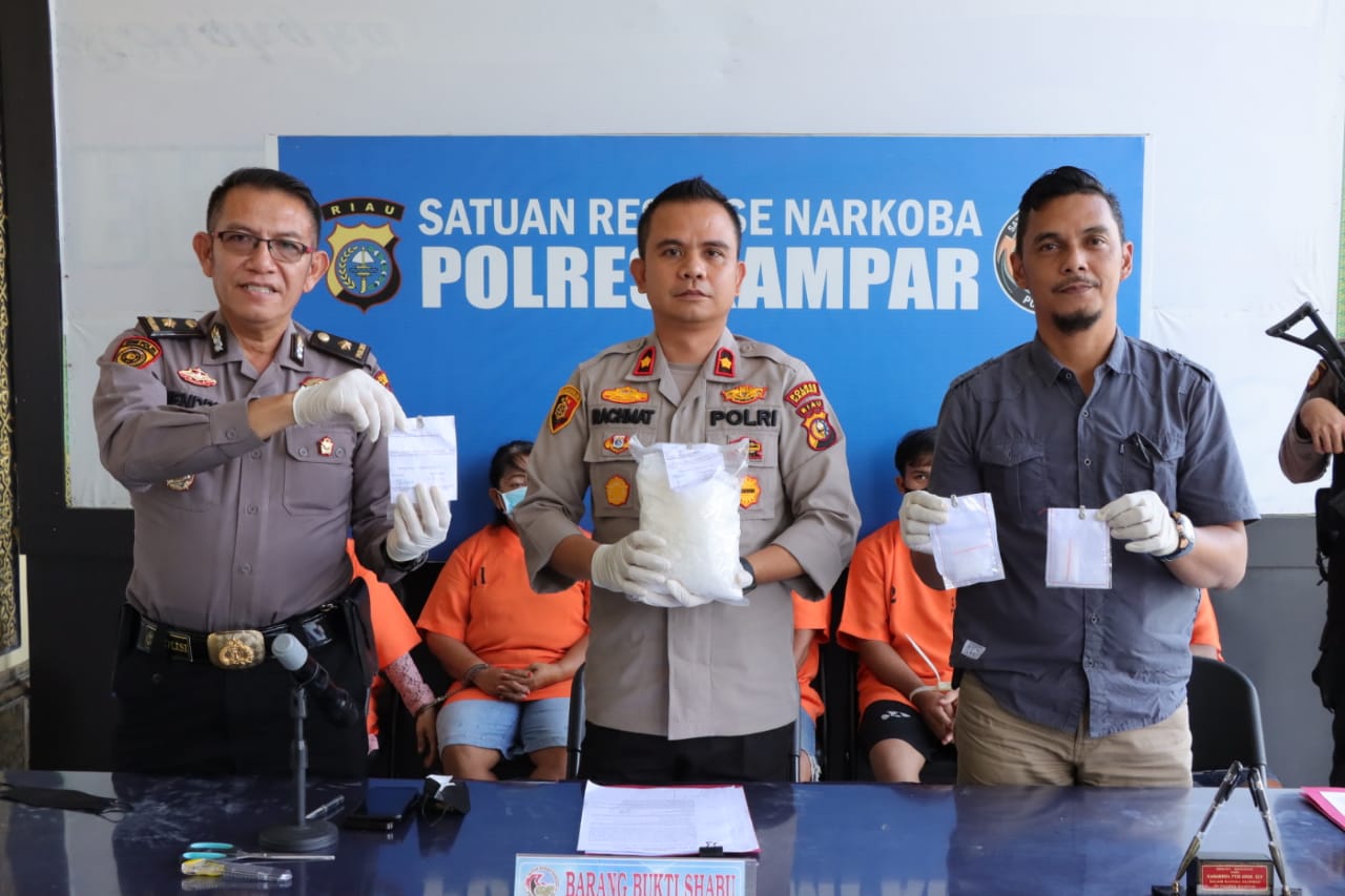 Resnarkoba Polres Kampar Musnahkan Barang Bukti Sabu Seberat 1.245,27 Gram Resnarkoba Polres Kampar Musnahkan Barang Bukti Sabu Seberat 1.245,27 Grami