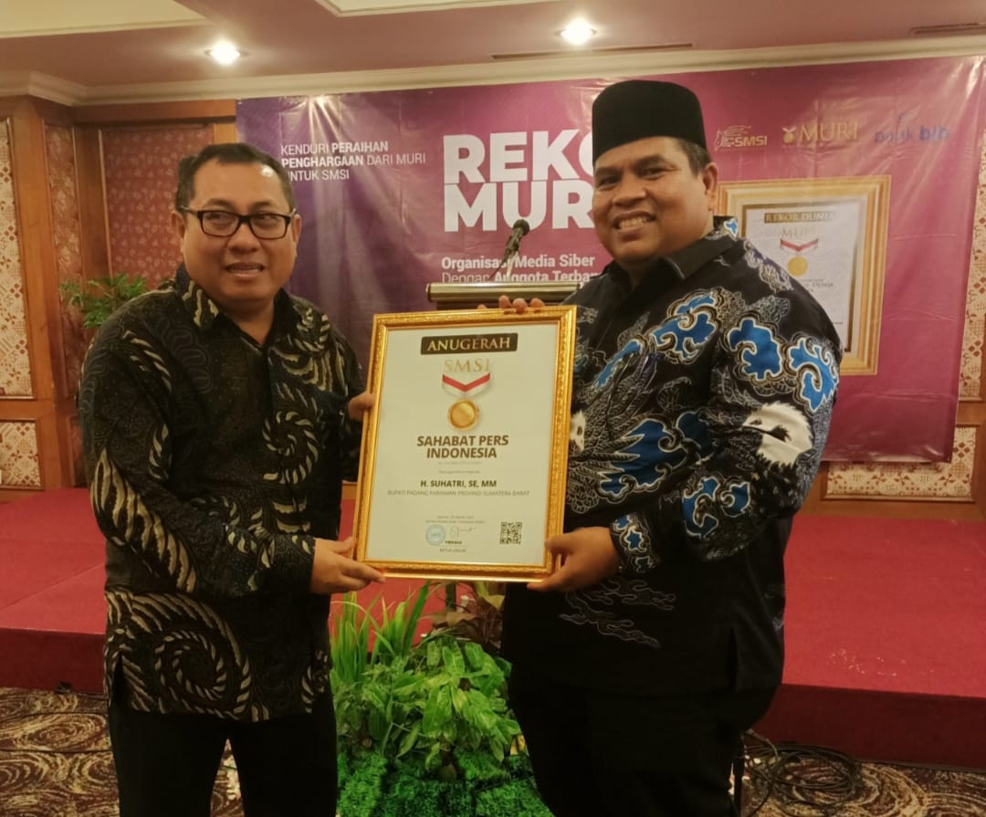 Sudah tepat SMSI mendesain masa depan, bukan sekadar mengantisipasi dan beradaptasi Sudah tepat SMSI mendesain masa depan, bukan sekadar mengantisipasi dan beradaptasii