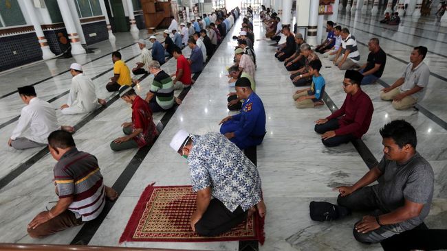 Pemerintah Bahas Salat Id Saat Pandemi Corona Hari Ini Pemerintah Bahas Salat Id Saat Pandemi Corona Hari Inii