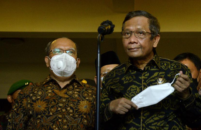 Mahfud: Penyerang Ustaz di Batam agar Dibawa ke Pengadilan Mahfud: Penyerang Ustaz di Batam agar Dibawa ke Pengadilani