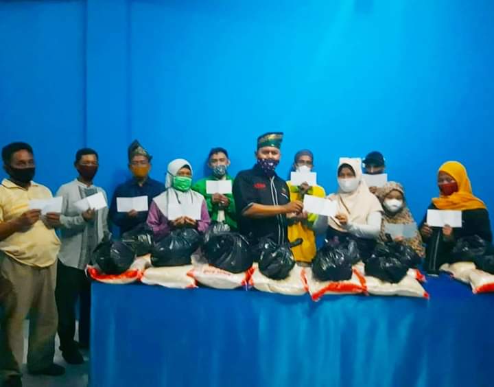 DPP LSM Peduli SDM Provinsi Riau Sukses Gelar Program Jum'at Berbagi Santunan DPP LSM Peduli SDM Provinsi Riau Sukses Gelar Program Jum'at Berbagi Santunani