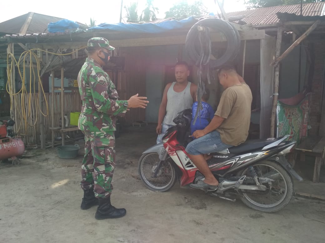 Babinsa Koramil 06/SH Sosialisasikan Bahaya Narkoba Ke Warga Binaan Babinsa Koramil 06/SH Sosialisasikan Bahaya Narkoba Ke Warga Binaani